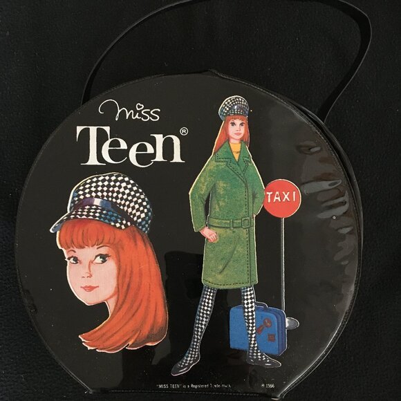 Miss Teen Vintage DollCase - 1966 with Carrying Strap - Picture 1 of 4